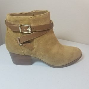 Alex Marie Leather Upper Booties Side Zip Camel Size 7